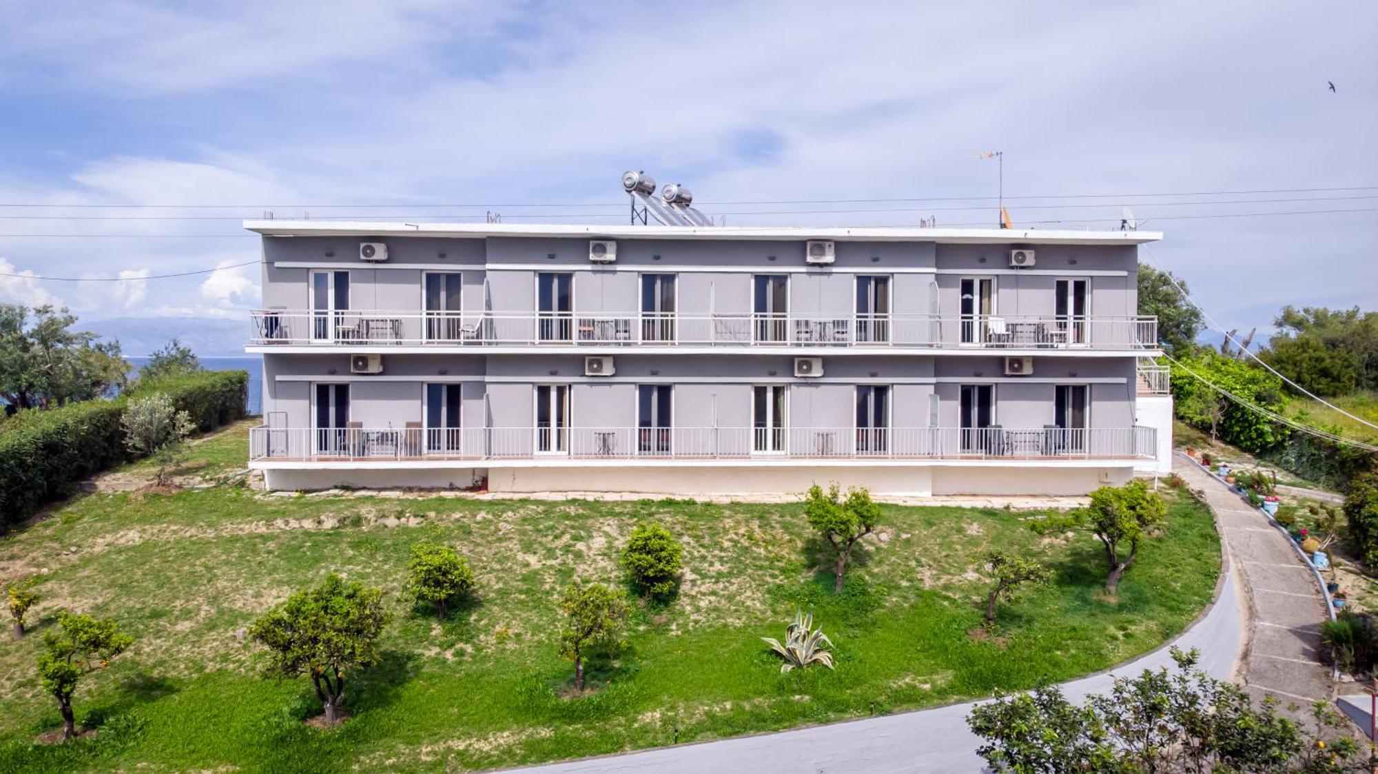Vlassis Studios Mesongi Exterior photo